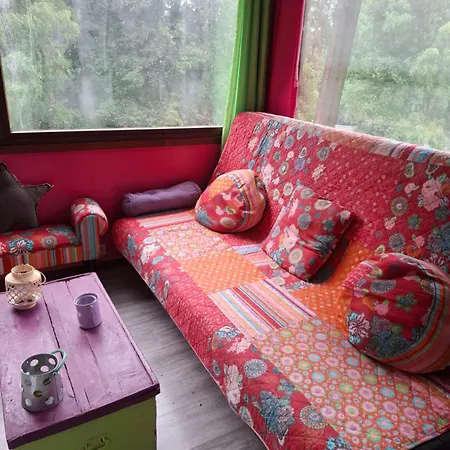 Yourte Mongole Et Houffalize